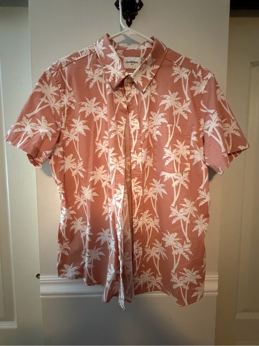 Goodfellow & Co Dusty Pink Short-Sleeve Palm Print Button-Down Shirt
